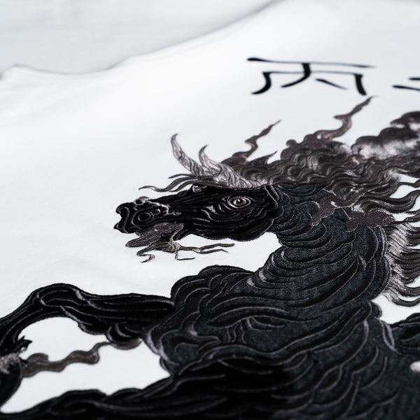 Cloudy Horse Tee (White)