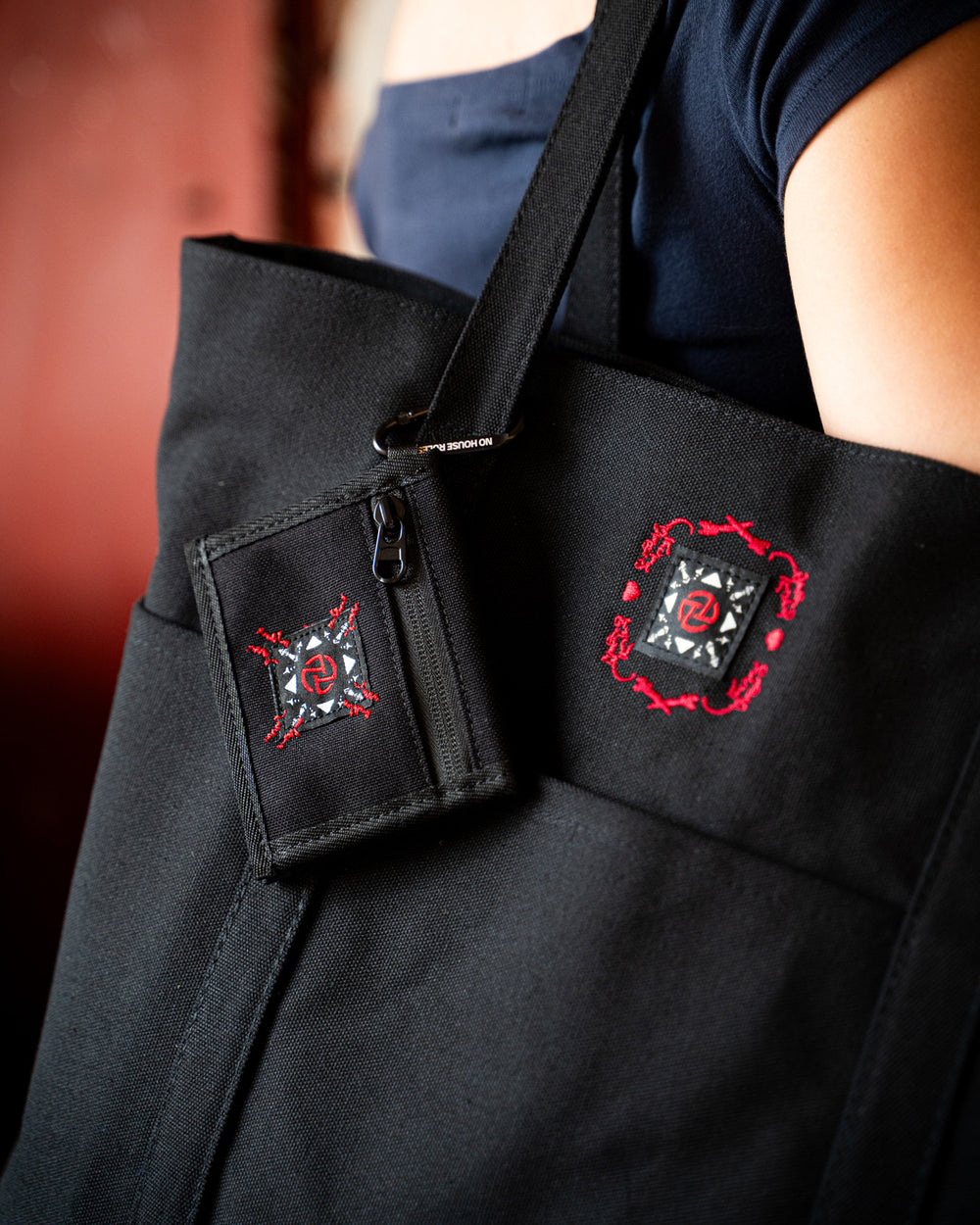 Floral Totebag (Black)