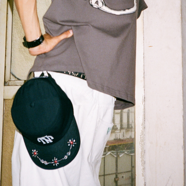 Badge Pillbox Cap (Black)