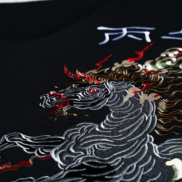 Cloudy Horse Tee (Black)